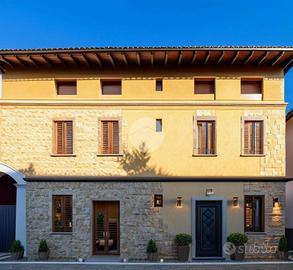 CASA DI CORTE A AZZANO MELLA