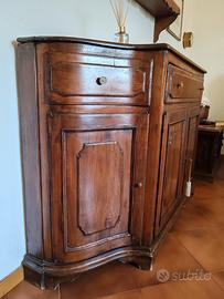 Credenza veneziana