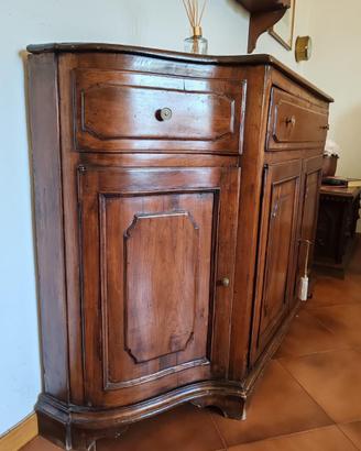Credenza veneziana