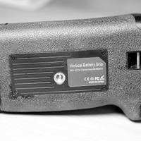 Canon EOS 6D Vertical Battery Grip