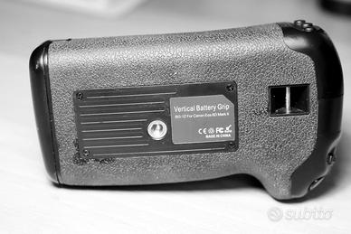 Canon EOS 6D Vertical Battery Grip