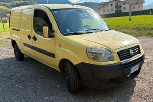 Fiat Dovlo autocarro passo medio
