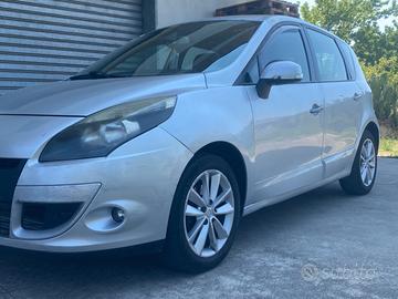 Renault scenic Xmod 1.5 dci
