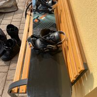 Snowboard e scarponi