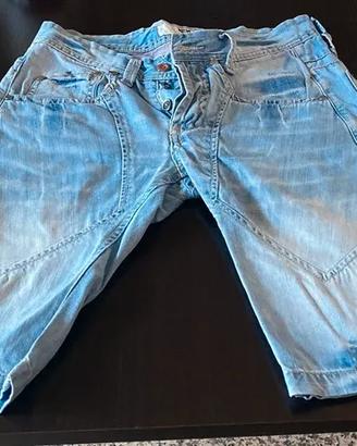 Bermuda in Jeans