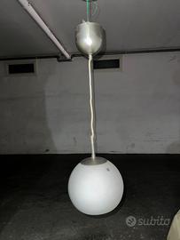 Lampadario a palla Ikea