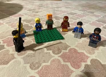 Lego - Set 7 personaggi con base