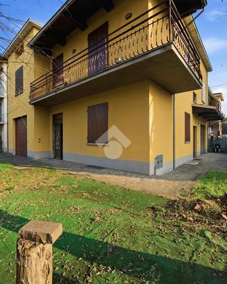 VILLA SINGOLA A MONTECCHIO EMILIA