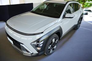 HYUNDAI Kona 1.6 HEV DCT Business