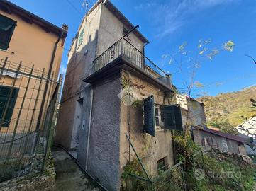 RUSTICO A MONTOGGIO