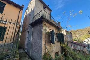 RUSTICO A MONTOGGIO