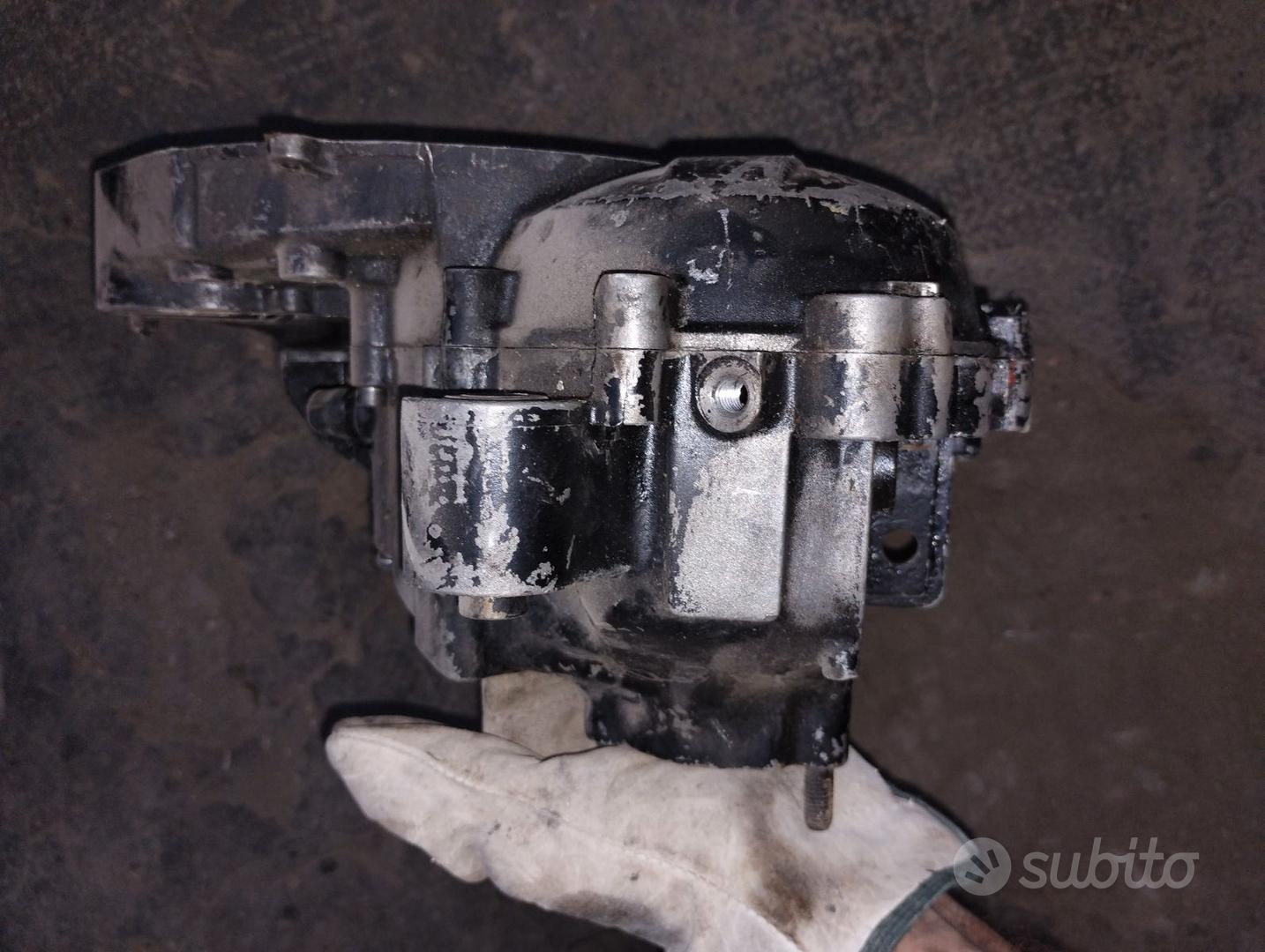 Subito PrimaVespa coppia carter motore vespa piaggio v5n2m hp