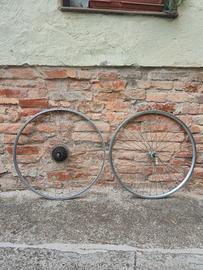 Coppia ruote bicicletta 28" con pacco pignoni