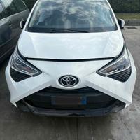 Toyota Aygo del 2020 per pezzi di ricambio