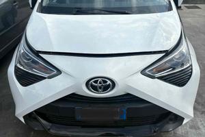 Toyota Aygo del 2020 per pezzi di ricambio