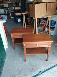 Comodini coppia in legno