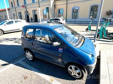 Aixam - Si guida a 14 anni