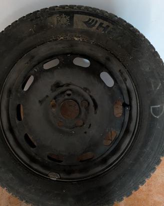 cerchi in ferro golf 4 con gomme termiche 