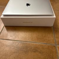 MacBoock Air M1 8GB 256GB con scatola originale