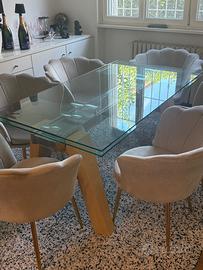 Tavolo  allungabile in vetro,gambe legno massello