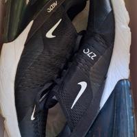 Nike Air Max 270 nere/bianche