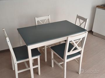 tavolo e sedie
