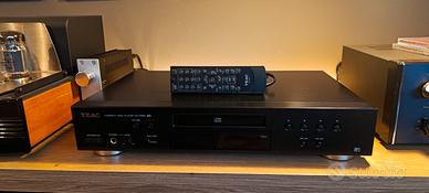 Lettore CD Teac  CD-P650