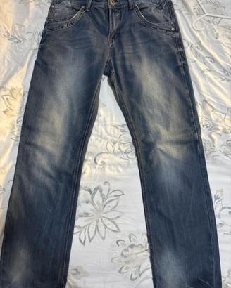 jeans Lavirtu