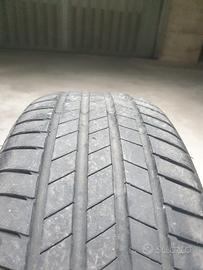 pneumatico Bridgestone 205/55R16 91V