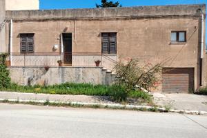 Appartamento a Custonaci (TP)