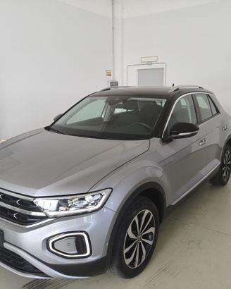 VOLKSWAGEN T-Roc 1.5 TURBO BENZINA AUTOMATICO St