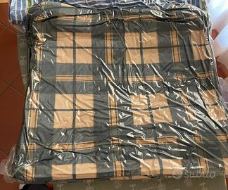 2 Cuscini per sedie da giardino a quadri colorati