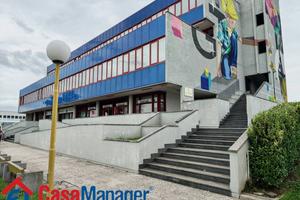 Immobile di 90 m² con 3 locali a Nola