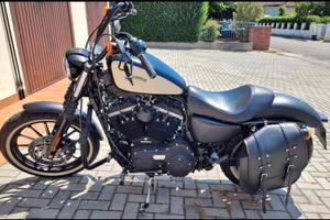 Harley Davidson sportster iron 883