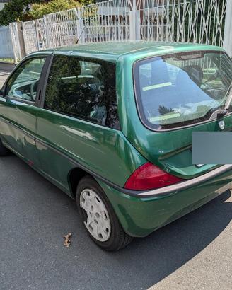Lancia y 1.2  adatta a neopatentato che comincia