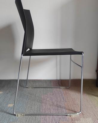 Set 4 sedie impilabili in plastica 