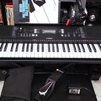 Tastiera Digitale Yamaha PSR-E363 con accessori 