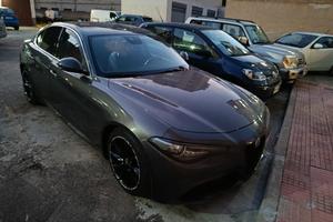 Alfa Romeo Giulia 2.2D veloce 180 cv