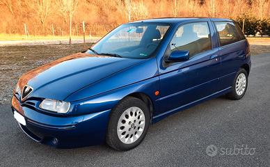ALFA ROMEO 145 1.4i 16V Twin Spark 1999