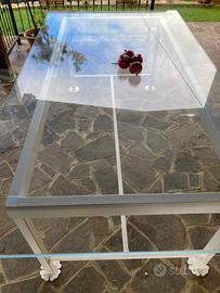 Tavolo in vetro
