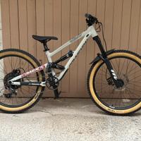 Bicicletta MTB Commencal Clash 24 biammortizzat
