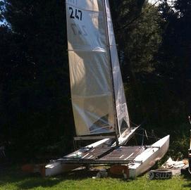 catamarano tornado in vendita