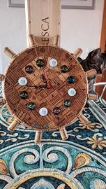 Orologio da parete artigianale. 