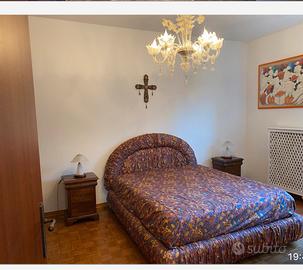 tutto assieme letto divani e cameretta  e tavolo