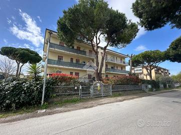 3 LOCALI A CESENATICO