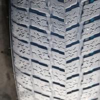 Gomme invernali 215x70R16 100T  Nexen Wanguard SUV