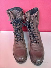 Stivaletti anfibi scamosciati PENNYBLACK