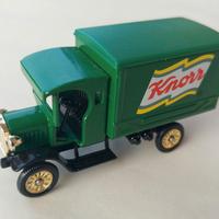 CORGI KNORR DENNIS DELIVERY VAN 1:64 in metallo