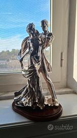 Sculture di ballerini in argento