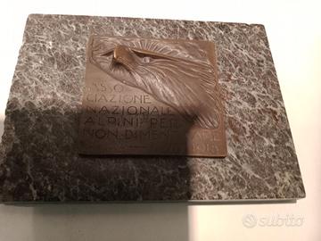 quadro in bronzo emblema alpini 